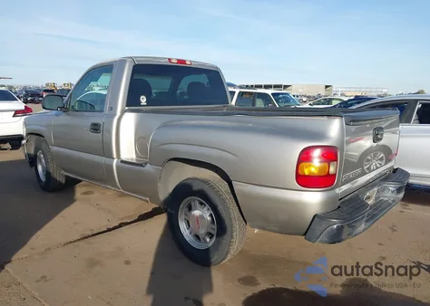 2002 GMC Sierra 1500 Sl z USA, uszkodzony, nr VIN 1GTEC14W22Z146500